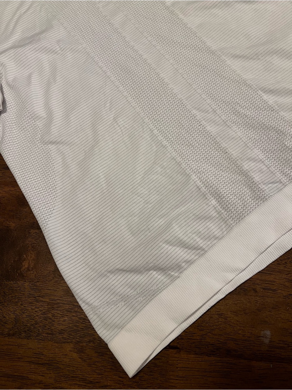 Lululemon Swiftly Tech Long Sleeve (Breeze) *Relaxed Fit Size 10 - Picture 12 of 14